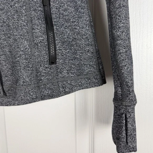 Lululemon Define Jacket Women's Size 4 Heather Gray Luon Full Zip Stretch Yoga - Picture 10 of 10